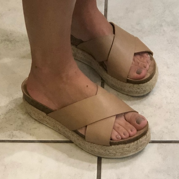 Steve Madden - Picture 4 of 6